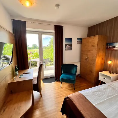 Landhaus Hotel 3*