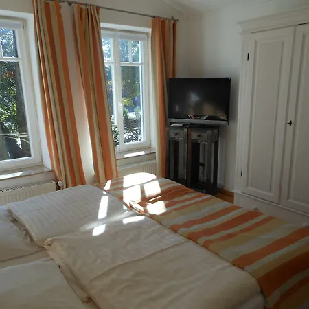 Landhaus Hotel 3*