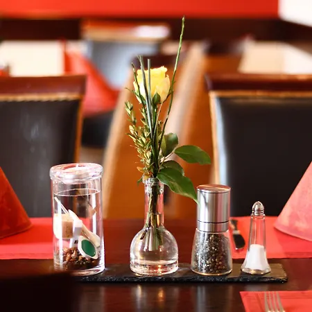 Landhaus Hotel 3*