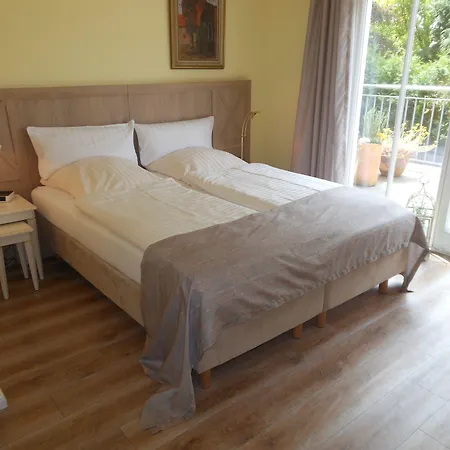 Stieper Gastronomie Gmbh מלון 3*